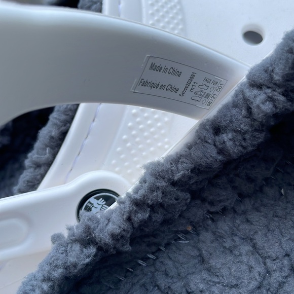 Lined Crocs Men’s Adult Classic Clog NWOT!! - Picture 8 of 8